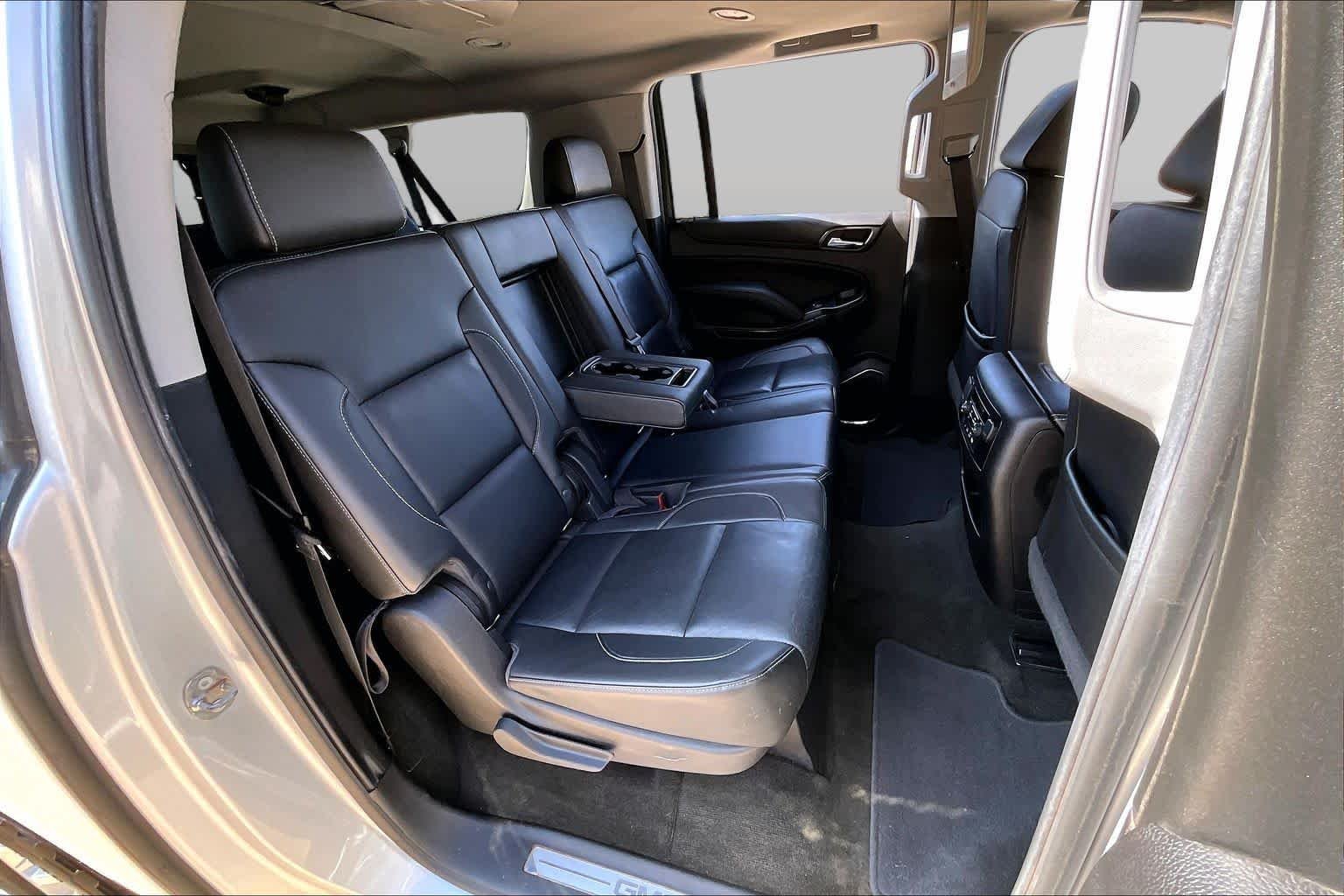 Used 2018 Quicksilver Metallic GMC SLT image 17