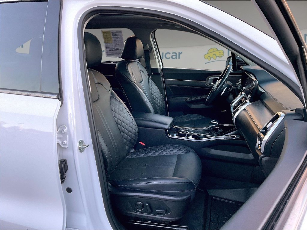 Used 2022 Glacial White Pearl Kia X-Line SX Prestige image 11