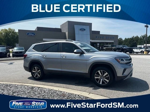 Used 2022 Silver Volkswagen 2.0T SE image 1