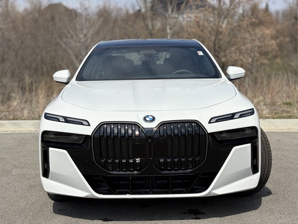 Used 2025 BMW i7 60 with VIN WBY53EJ00SCT50334 for sale in Orland Park, IL