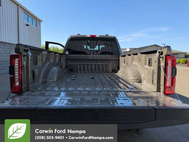 New 2026 Marsh Gray Ford Lariat image 28