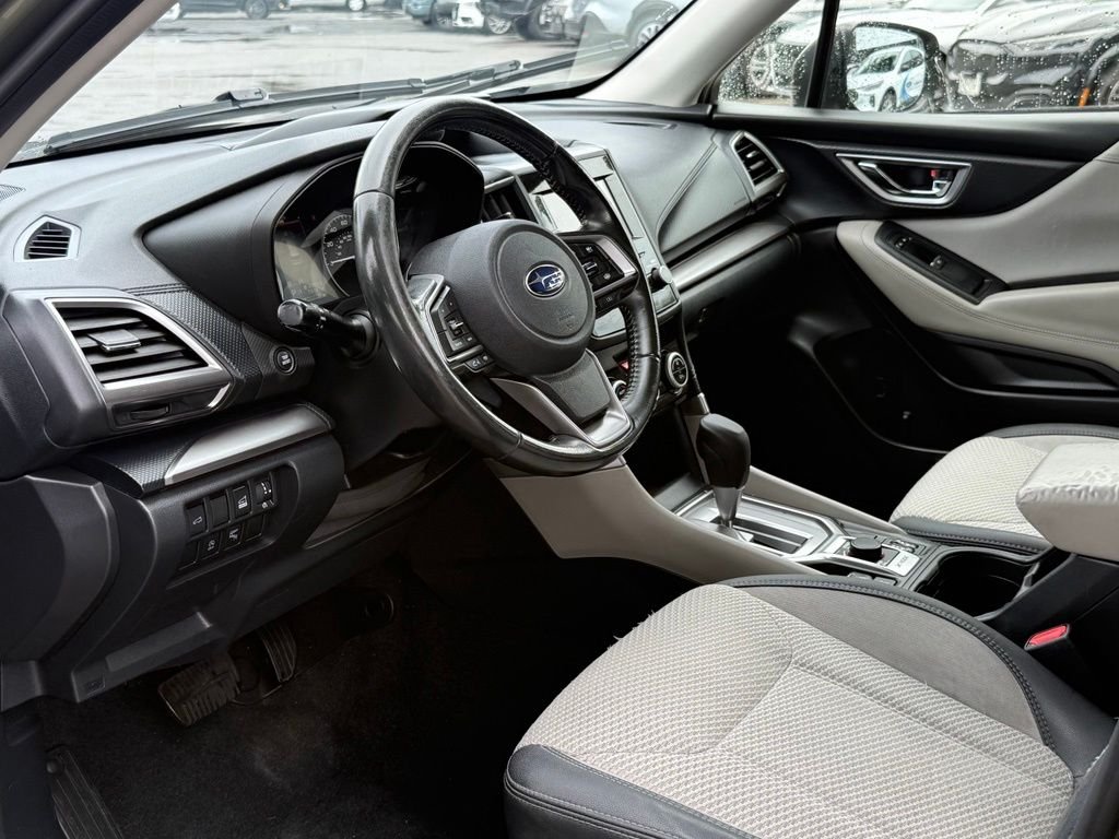 Used 2020 Green Subaru Premium image 22