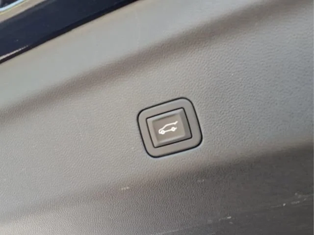 Used 2025 Black Chevrolet LT image 20