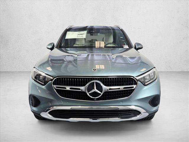 New 2026 Verde Silver Metallic Mercedes-Benz GLC 300 image 32