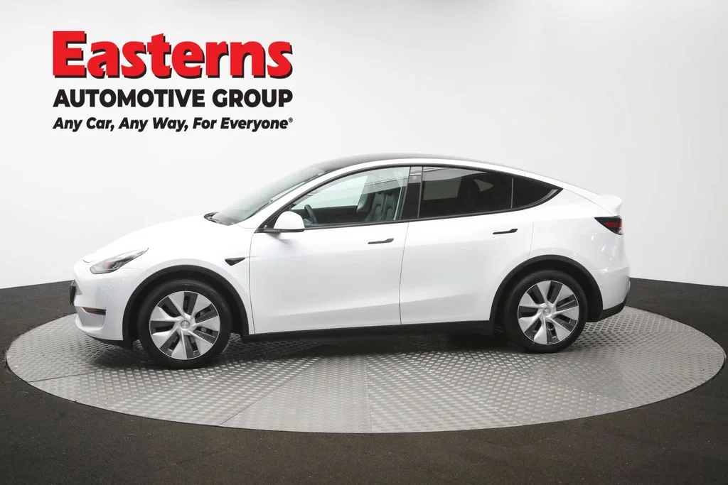 Used 2021 White Tesla Long Range image 56