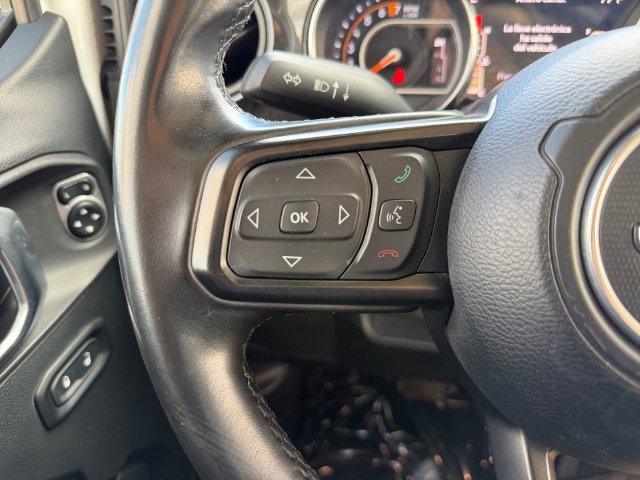 Used 2019 White Jeep Unlimited Sport Altitude image 23