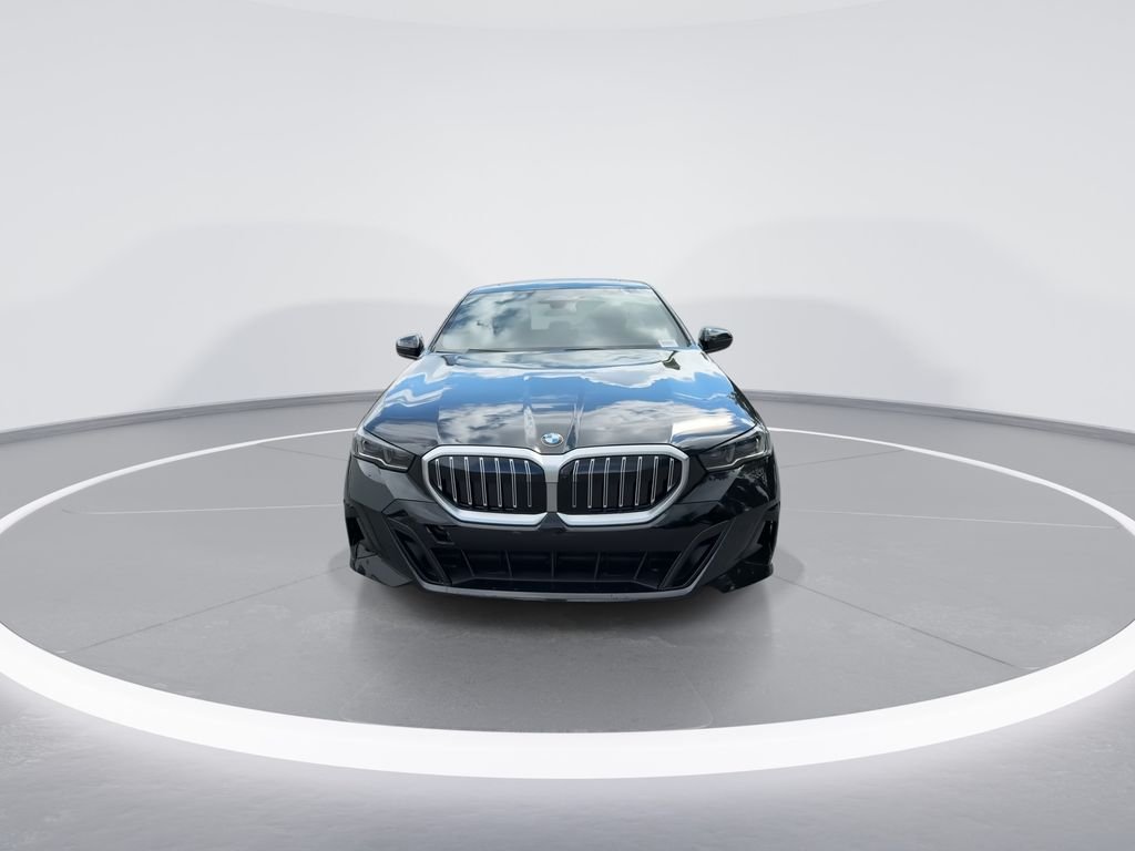 New 2027 Black BMW 530i xDrive image 3