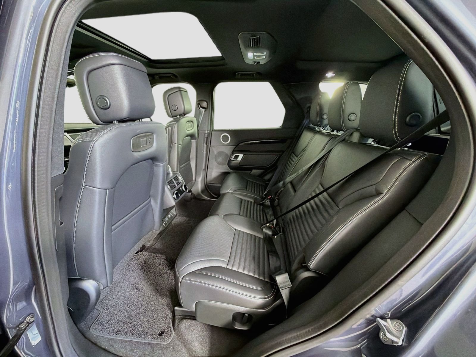 New 2026 Varesine Blue Land Rover S image 27