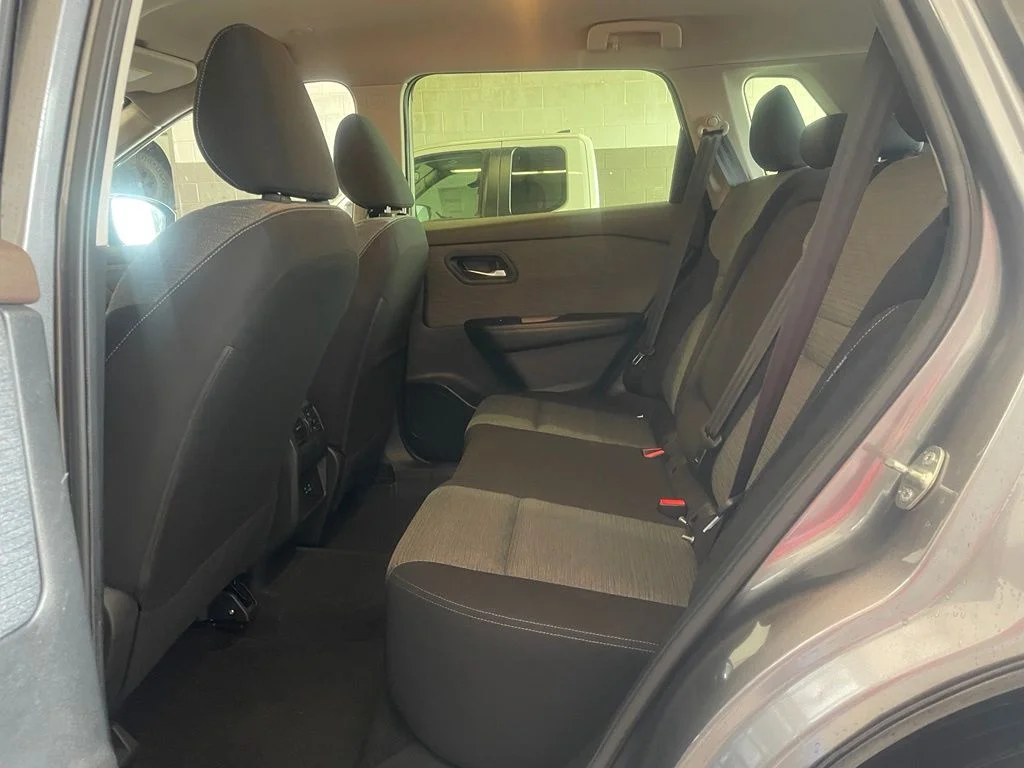 Used 2023 Gray Nissan SV image 16