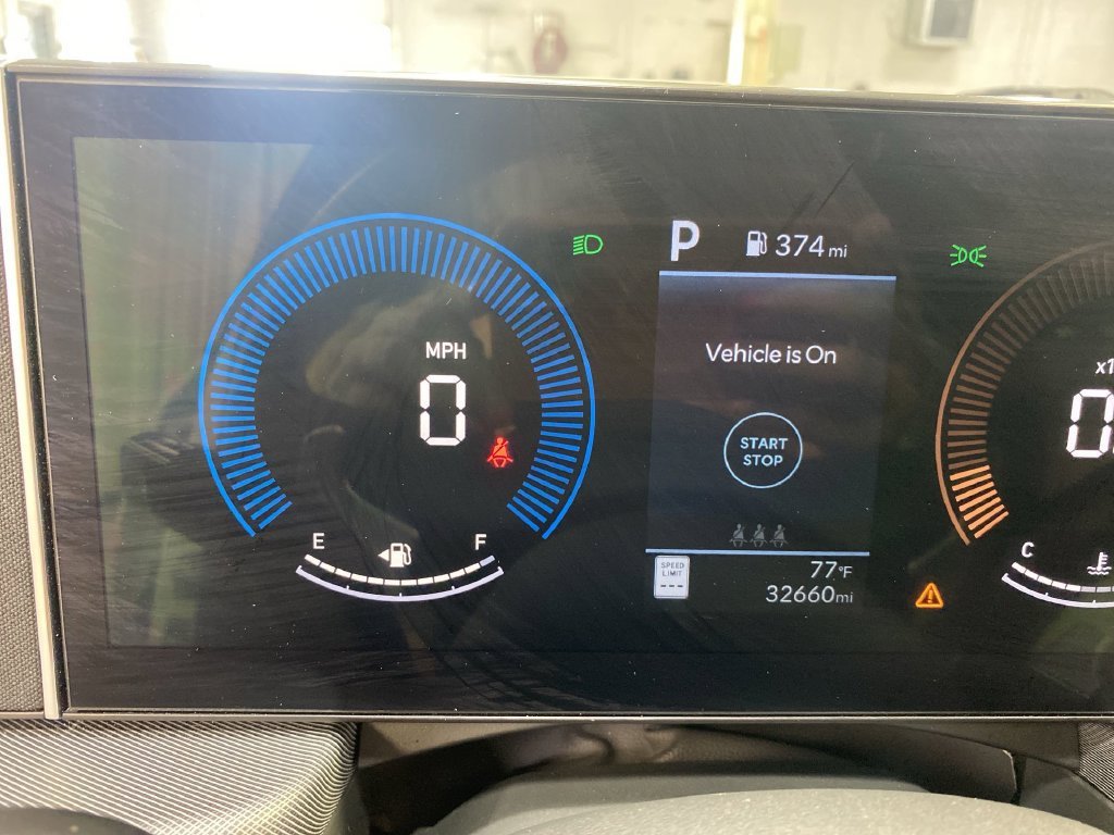 2025 Hyundai Sonata SEL - Photo 14