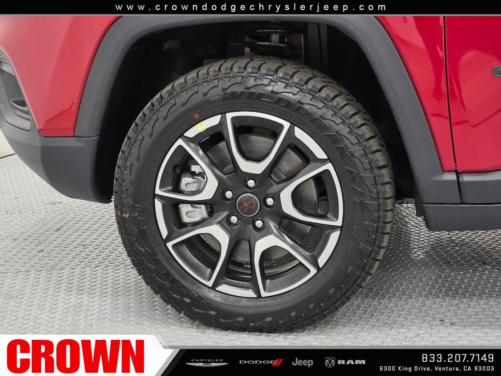 New 2026 Red Hot Pearl-Coat Exterior Paint Jeep Trailhawk image 10