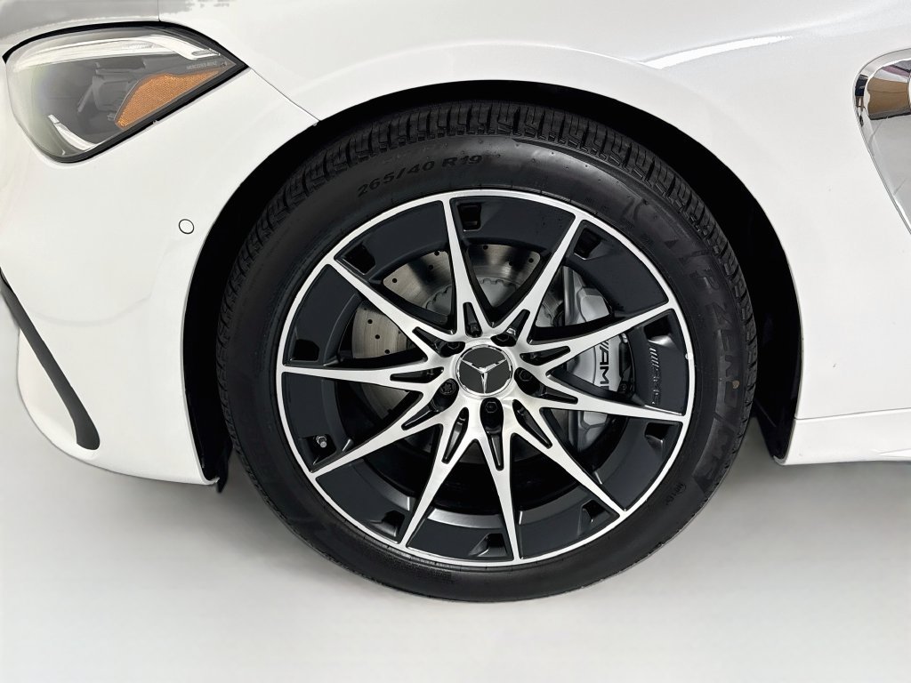 New 2027 MANUFAKTUR Moonlight White Metallic Mercedes-Benz CLE 53 AMG® image 27