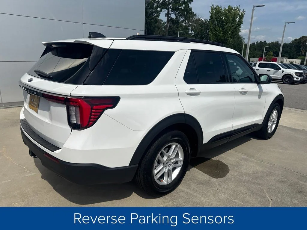 Certified Used 2026 Star White Ford Active image 6
