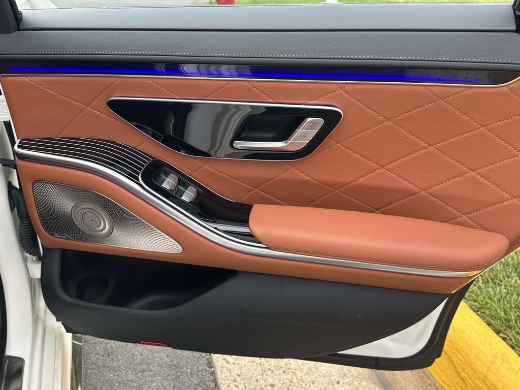 Certified Used 2023  Mercedes-Benz S 580 image 12