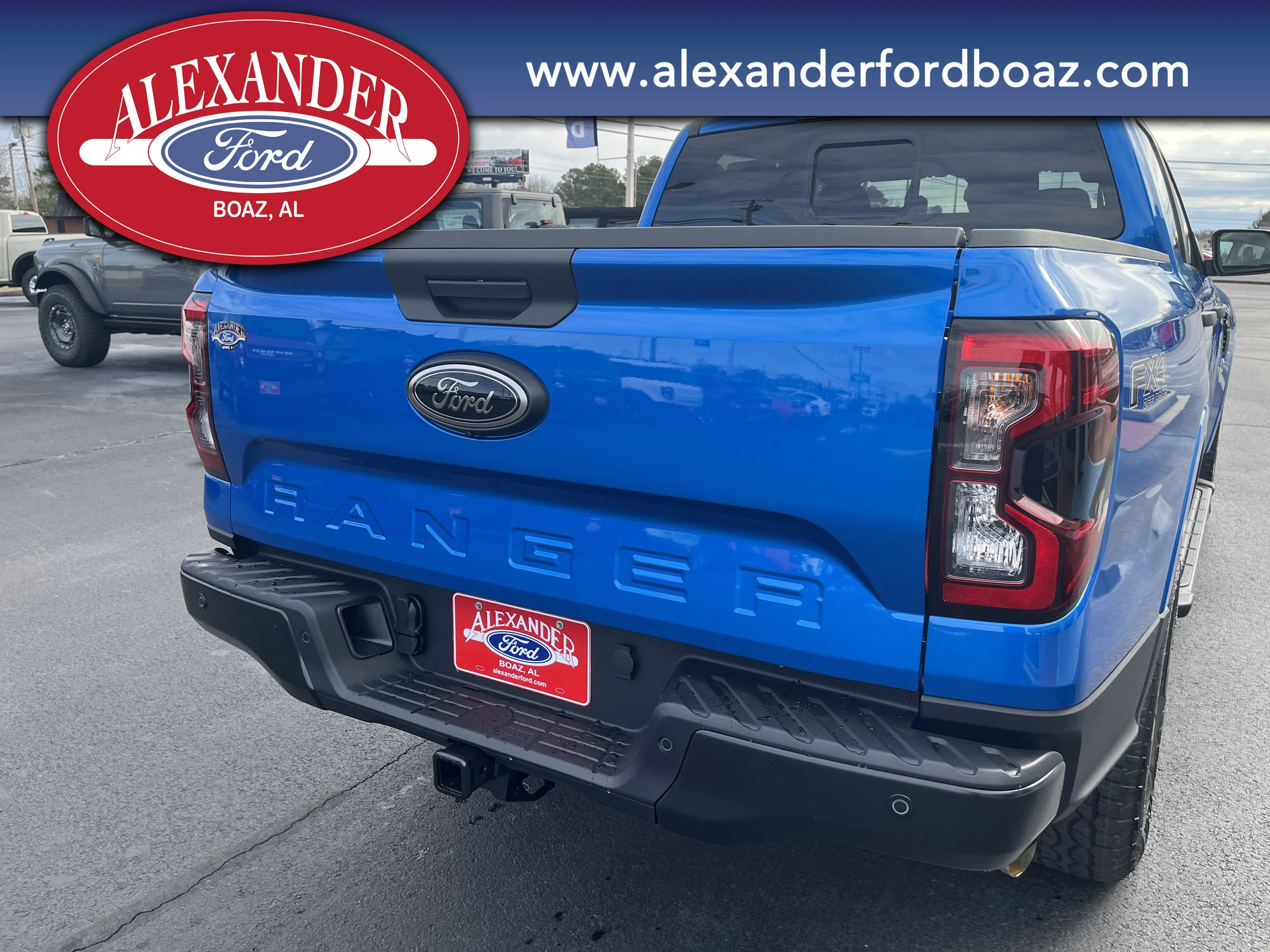 New 2025 Velocity Blue Metallic Ford XLT image 6