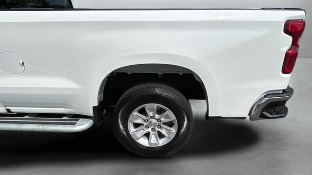 Used 2025 Summit White Chevrolet WT image 34