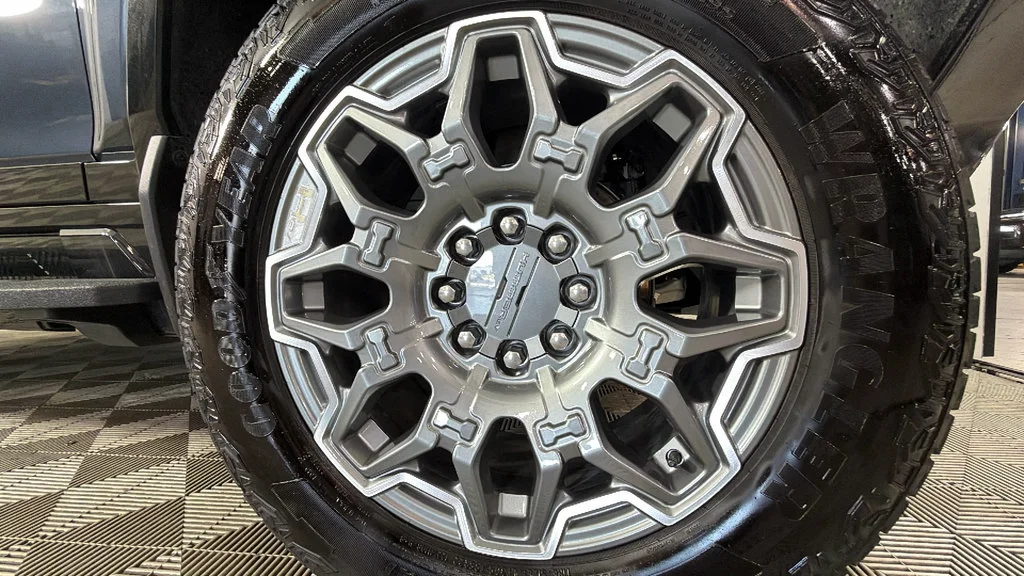 Certified Used 2025 Graphite Blue Metallic GMC 3X image 40