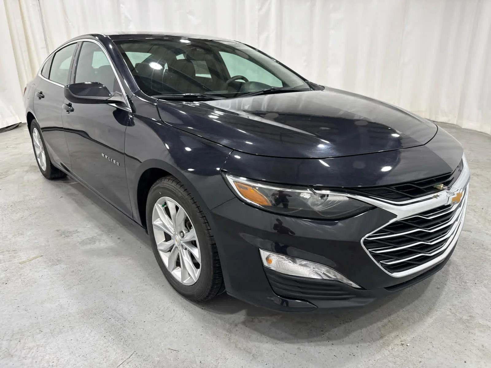 Used 2023 Dark Ash Metallic Chevrolet LT image 7