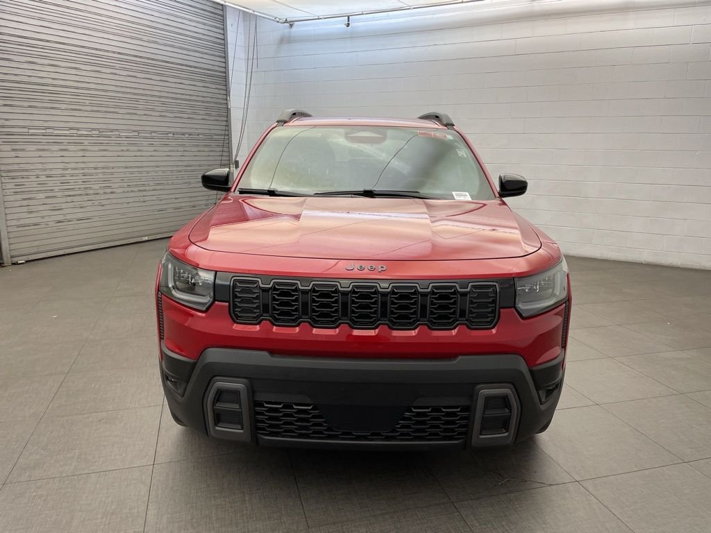 New 2026 Red Hot Pearl-Coat Exterior Paint Jeep Laredo image 9