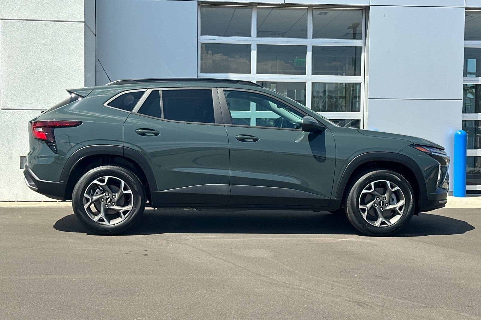 2026 Chevrolet Trax LT - Photo 3