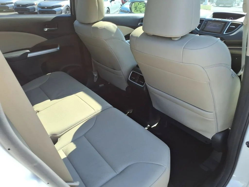 Used 2016 White Honda Touring image 26