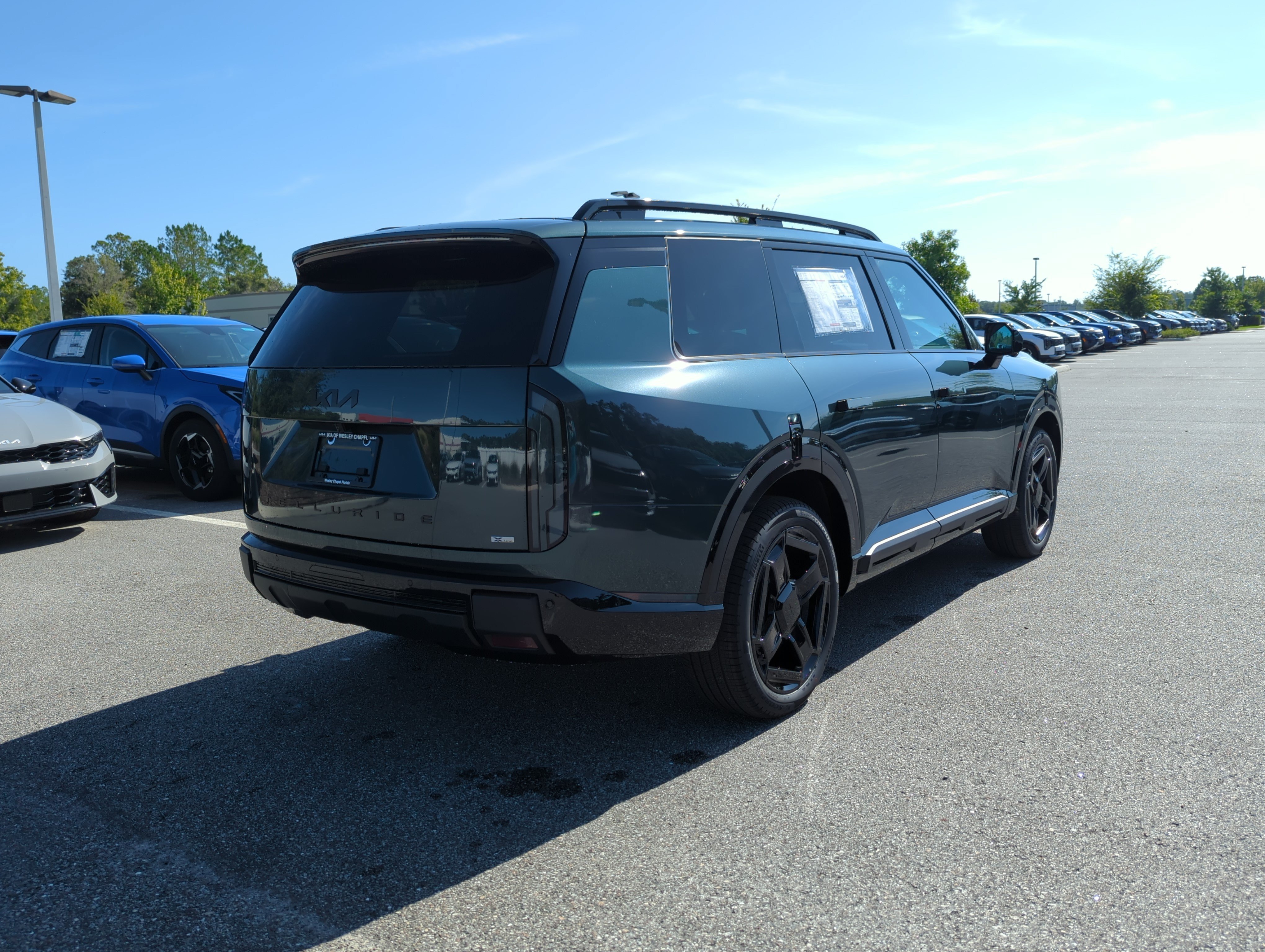 New 2027 Black Jade Green Kia X-Line SX image 8