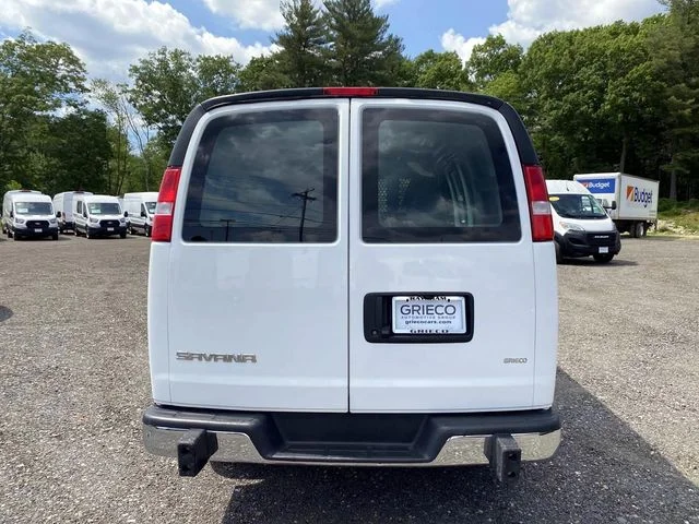 Used 2024 Summit White GMC Work Van image 4