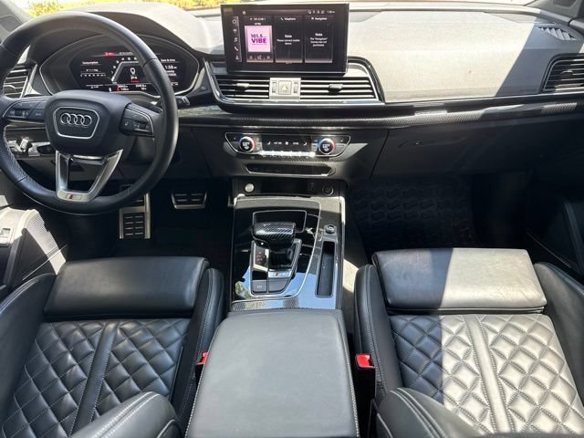 Used 2024 Gray Audi Premium Plus image 9