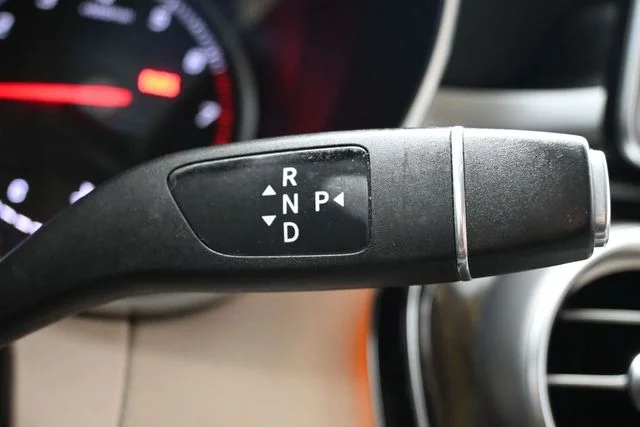 Used 2019 Black Mercedes-Benz GLC 300 image 21