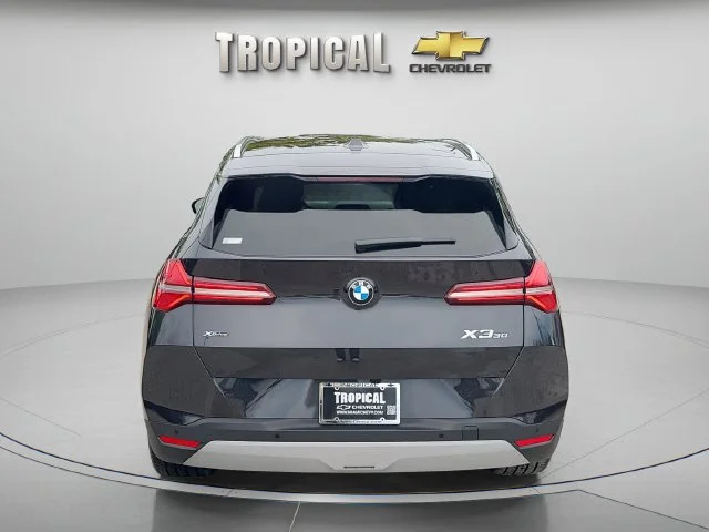 Used 2026  BMW 30 xDrive image 4