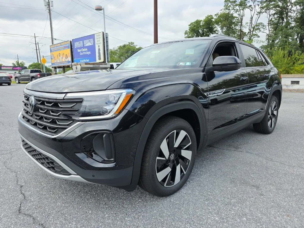 2026 Volkswagen Atlas Cross Sport SE w/Tech