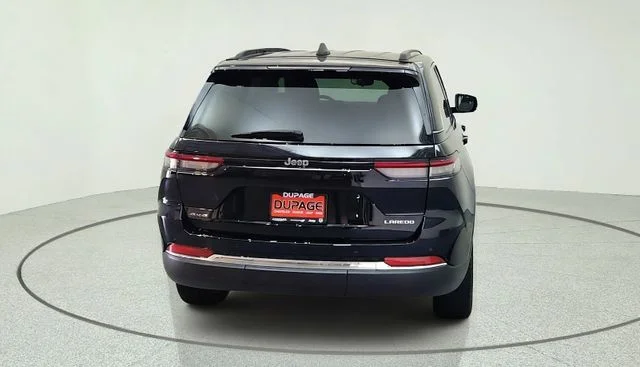Used 2023 Black Jeep Laredo image 30