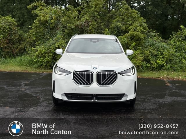 Used 2026 Alpine White BMW 30 xDrive image 3