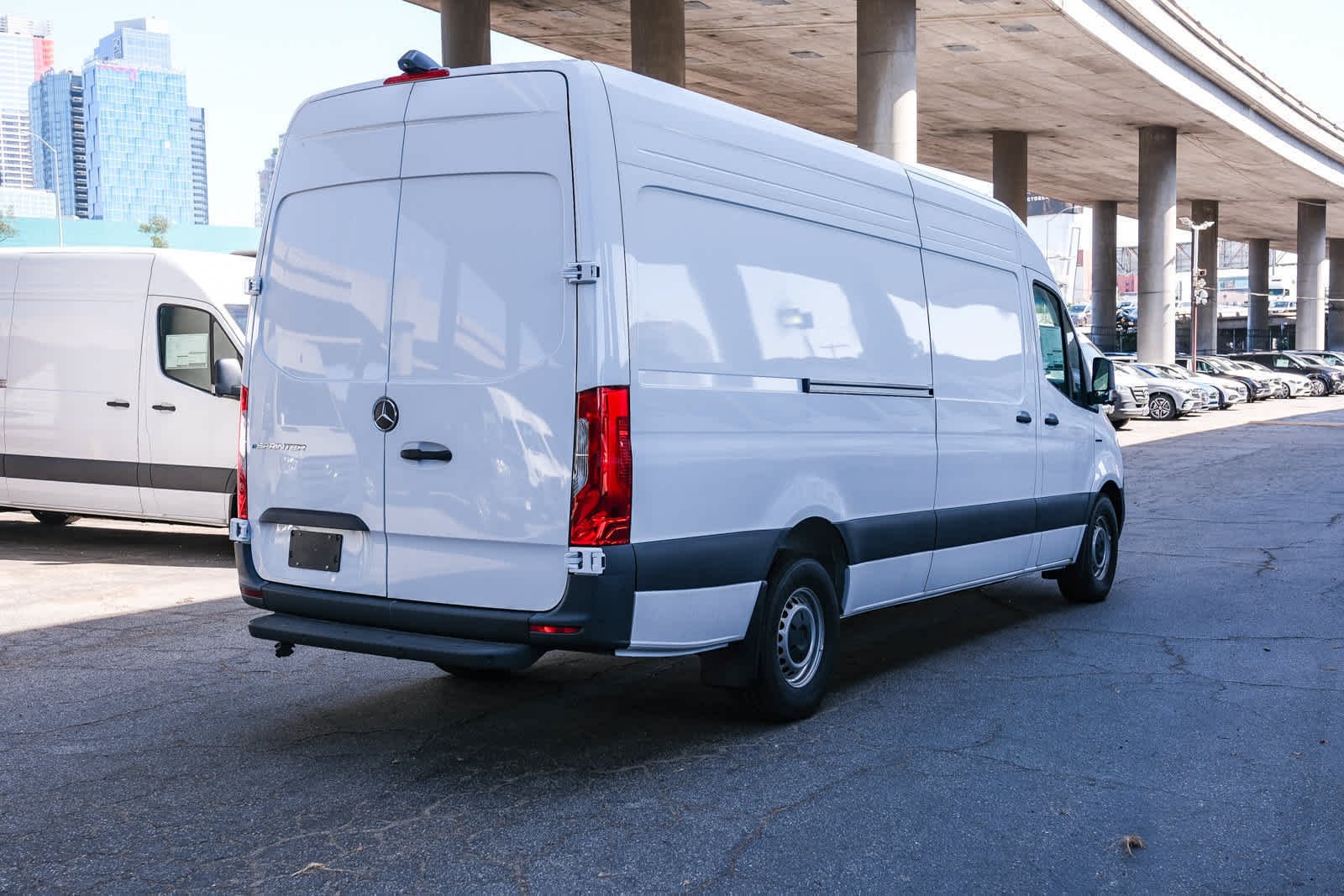 New 2025 Arctic White Mercedes-Benz Cargo 170 WB High Roof RWD Electric Motor image 4
