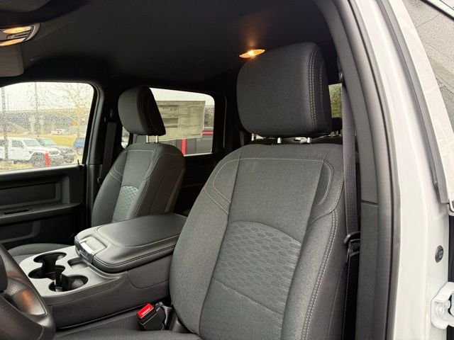 2026 RAM 3500 Chassis Tradesman - Photo 15
