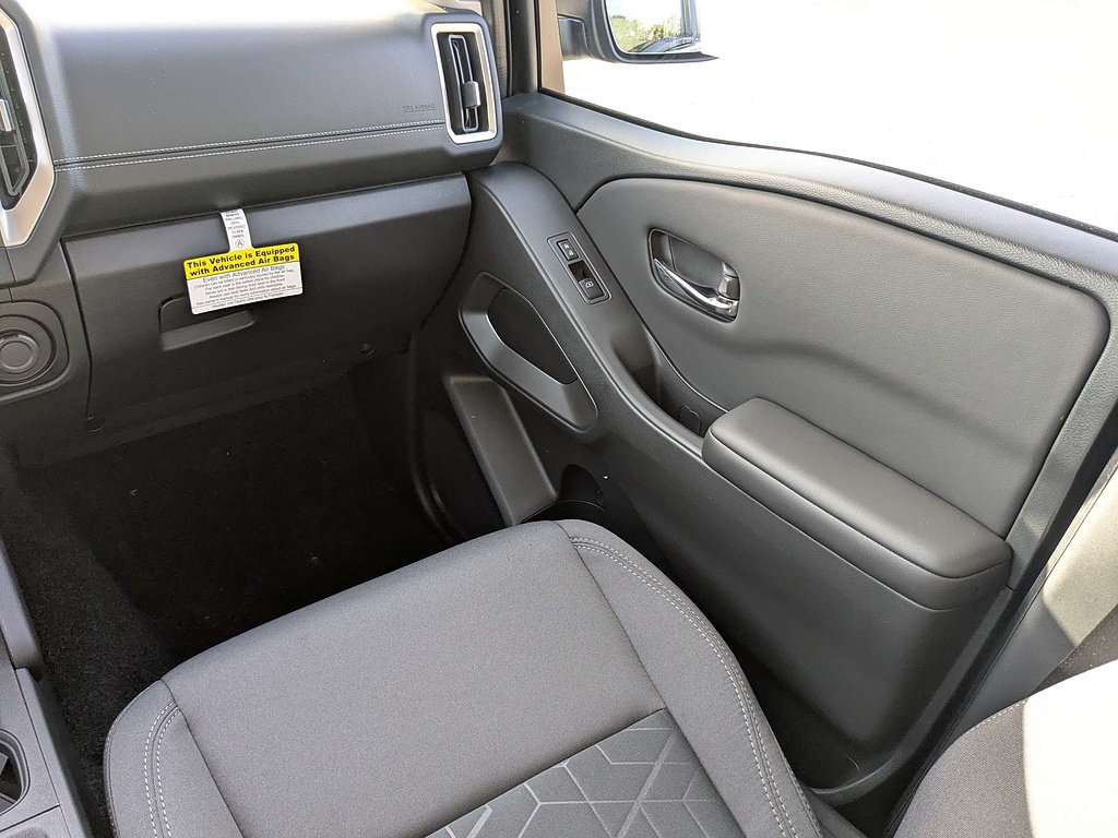 New 2026 Super Black Nissan Crew Cab SV image 17