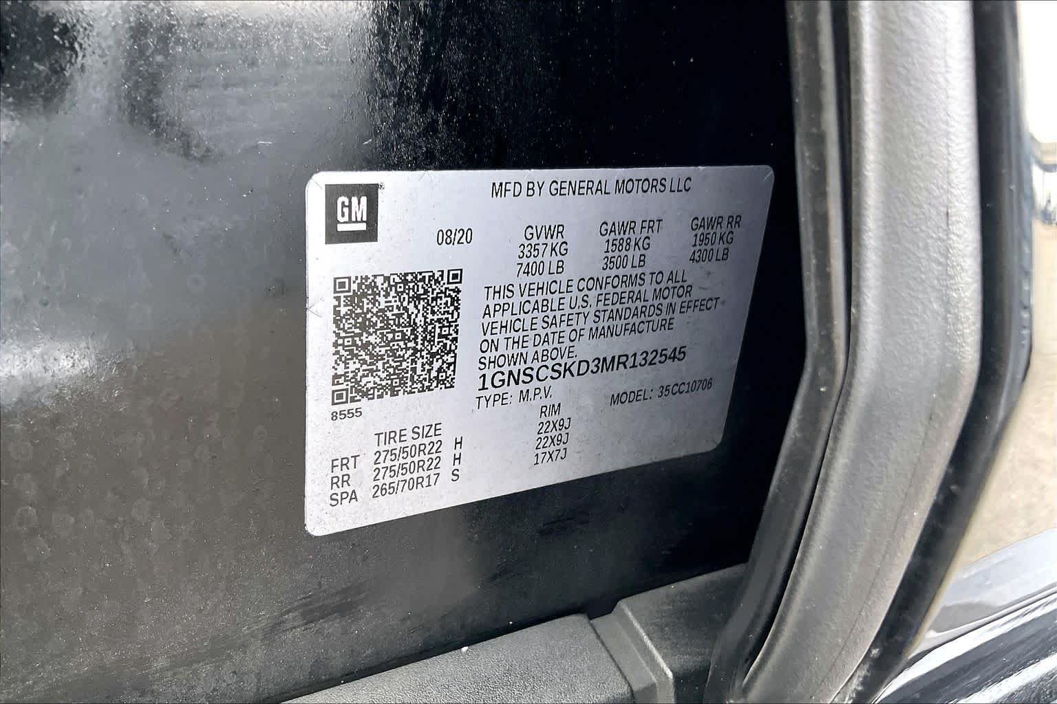 Used 2024 Ebony Twilight Metallic GMC SLE image 37