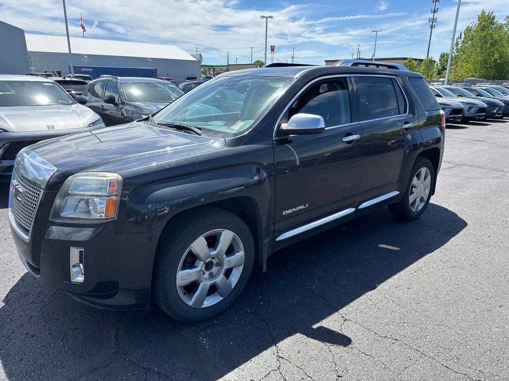 Used 2013 Carbon Black Metallic GMC Denali image 3
