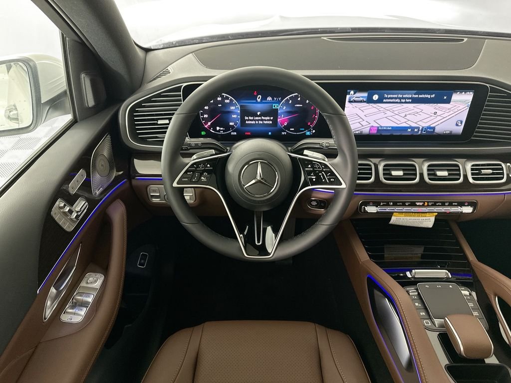 New 2026 MANUFAKTUR Moonlight White Metallic Mercedes-Benz GLE 450 image 24