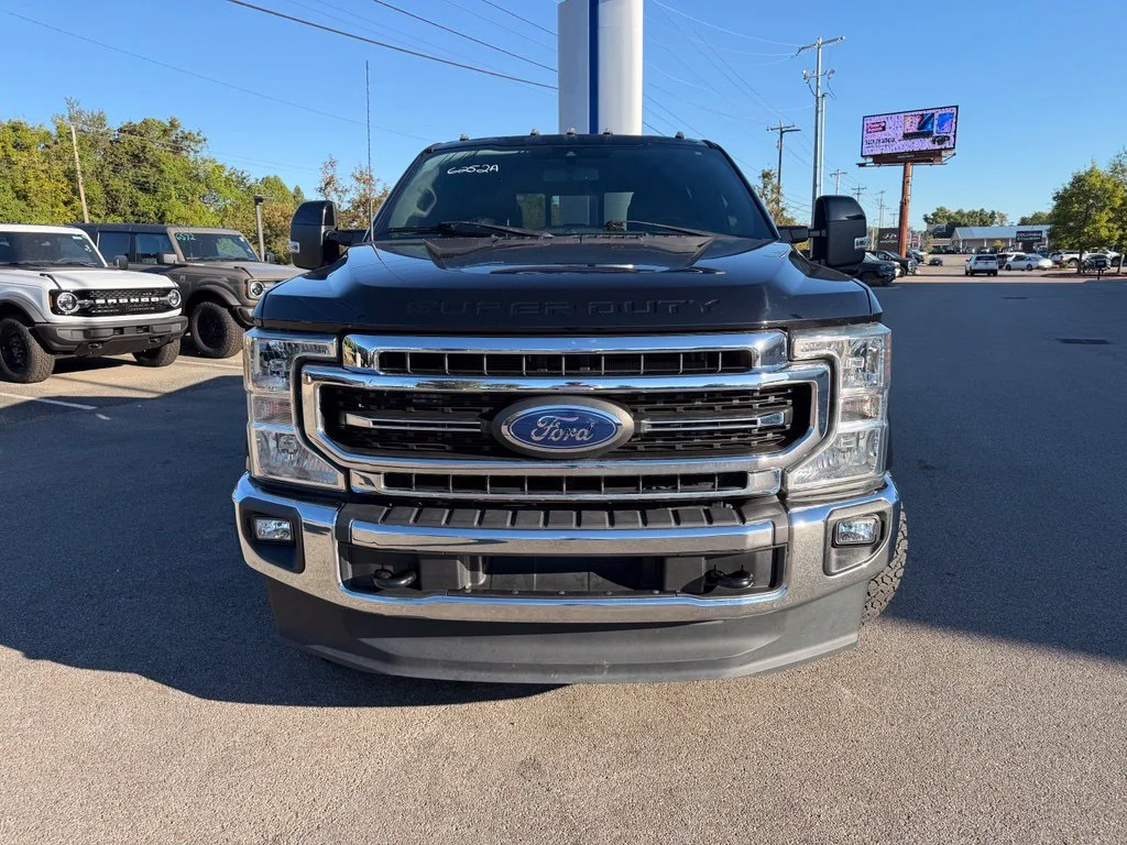Used 2022 Black Ford Lariat image 2