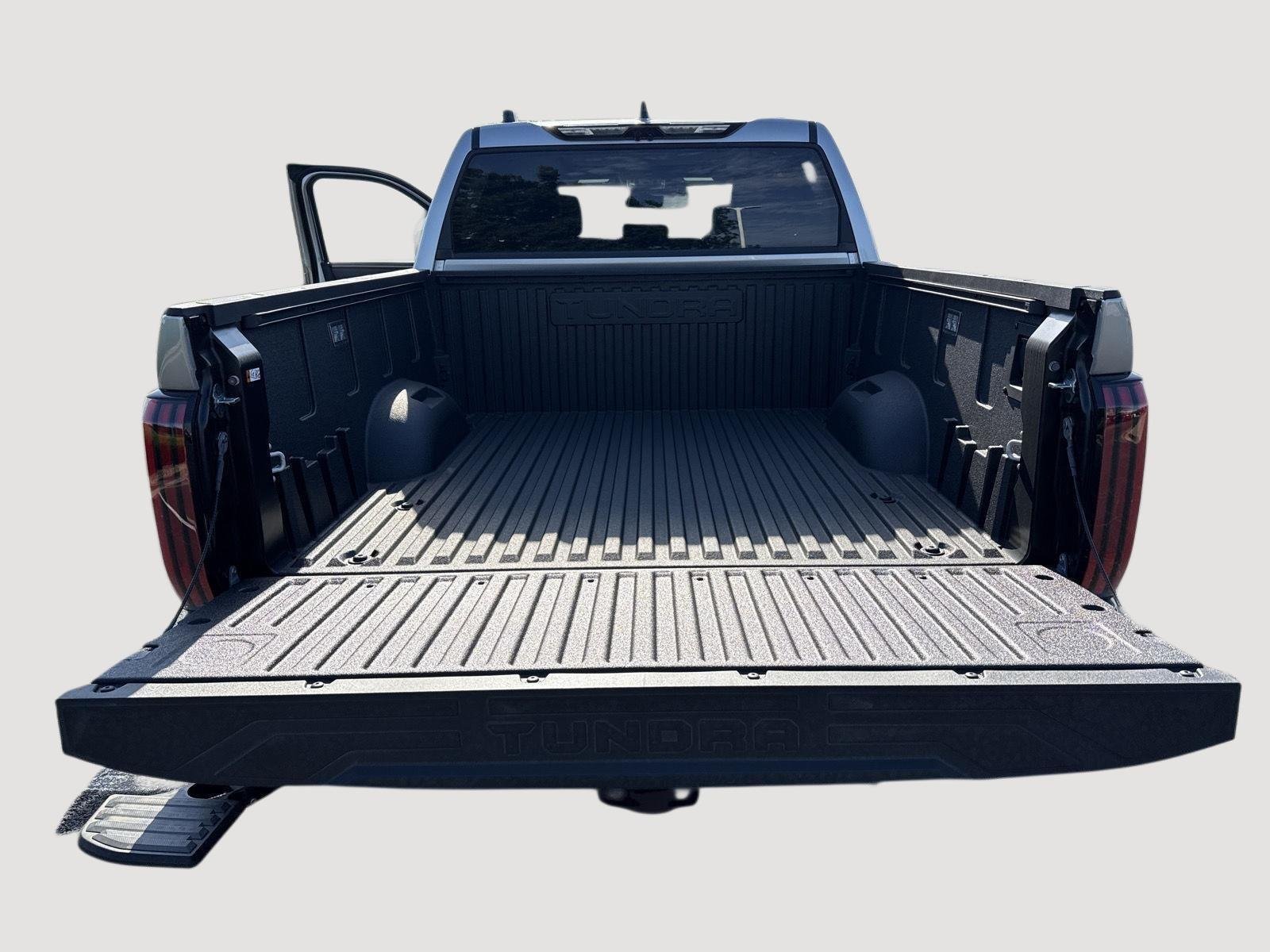 2026 Toyota Tundra Platinum - Photo 32