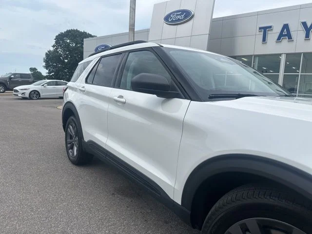 New 2026 Star White Metallic Tri-Coat Ford Active image 7