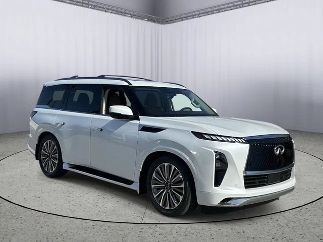 New 2027 RADIANT WHITE INFINITI Luxe 4WD image 5