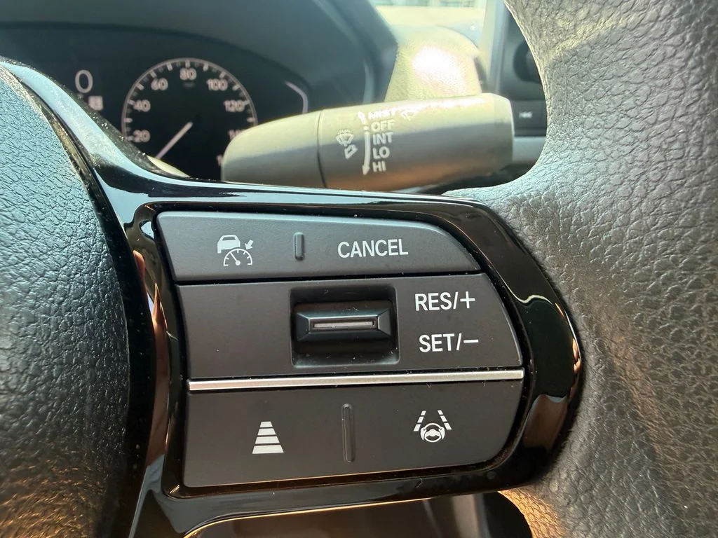 Used 2025 Gray Honda LX image 17
