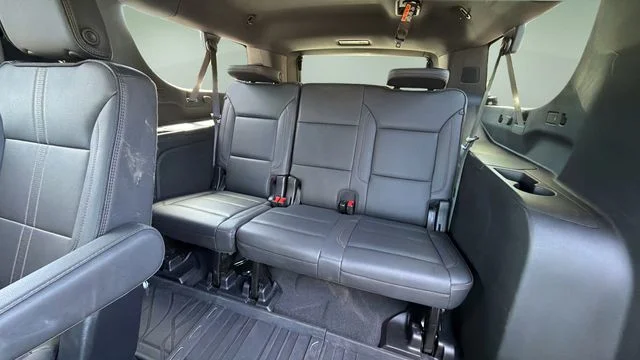 Used 2025 Black Chevrolet High Country image 34