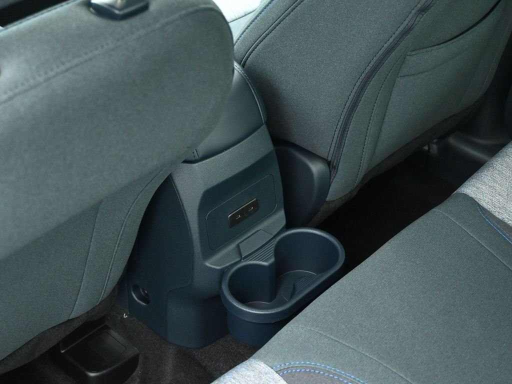 New 2026 Oxford White Ford XLT image 19