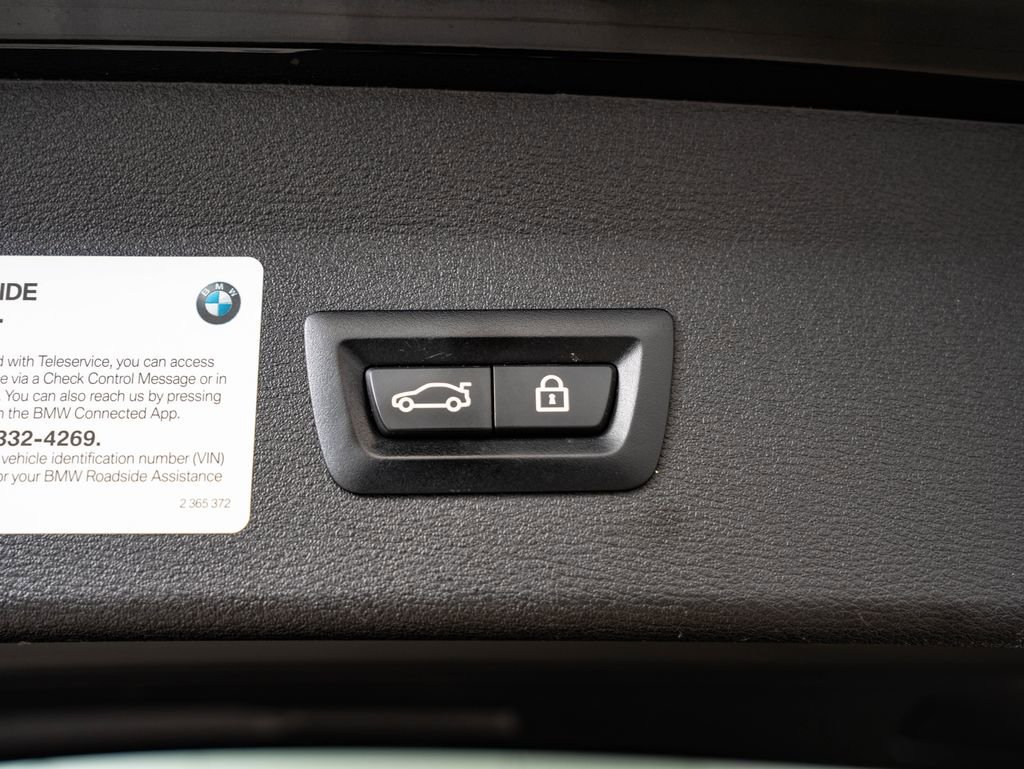 Used 2021 Black Sapphire Metallic BMW sDrive28i image 22