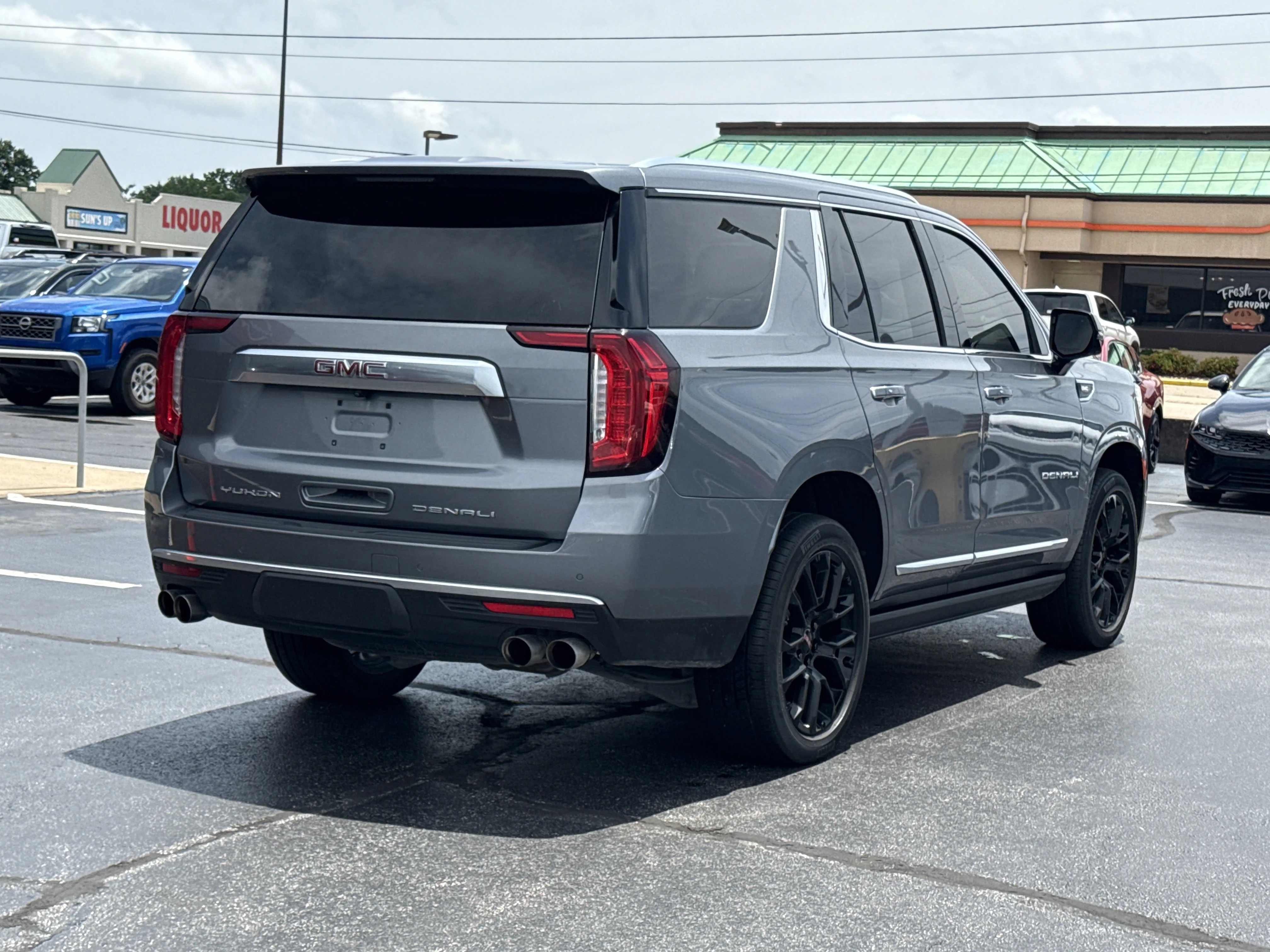Used 2022 Satin Steel Metallic GMC Denali 4WD image 3