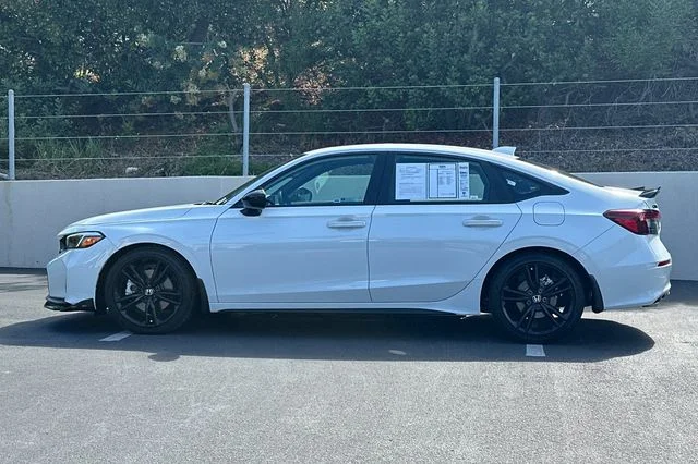 Used 2026  Honda  image 2