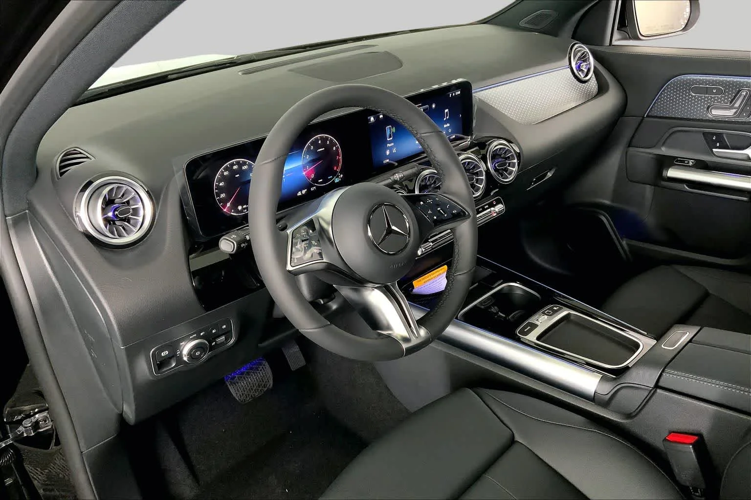 2025 Mercedes-Benz GLA GLA250 - Photo 10